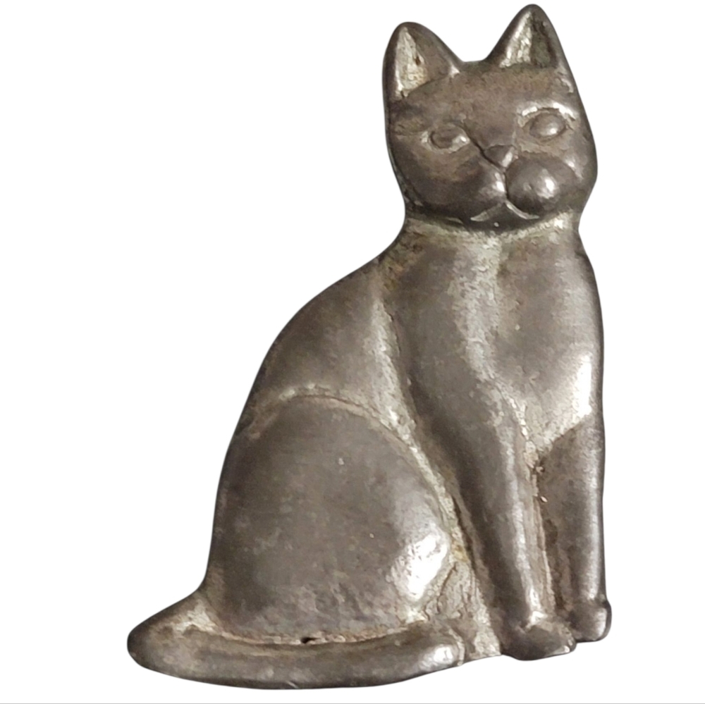 VINTAGE! WOODBURY Pewter Cat Magnet